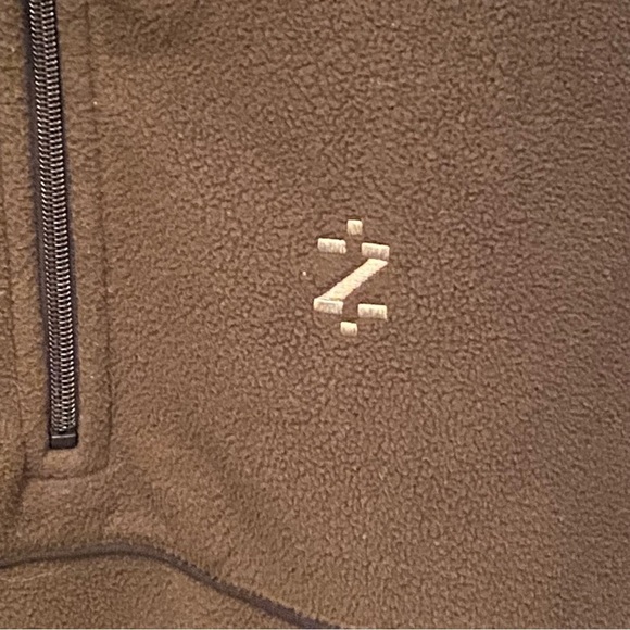 IZOD Men Sage Green Perform X Maxx Air-FX Fleece 3/4 Zipped Sweater Size XL - Picture 4 of 8